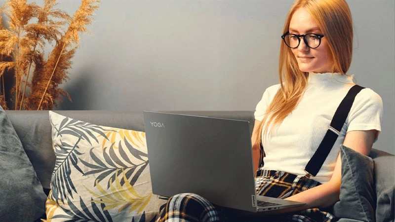 Lenovo Yoga Slim 7i Pro có thể cân được nhiều tác vụ