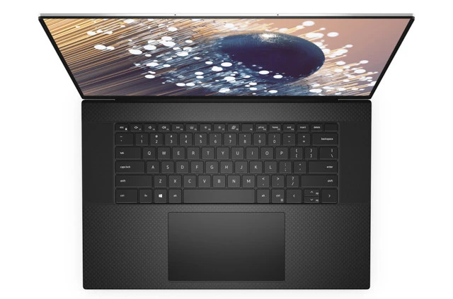Bàn phím và touchpad lớn của Dell XPS 17 9700