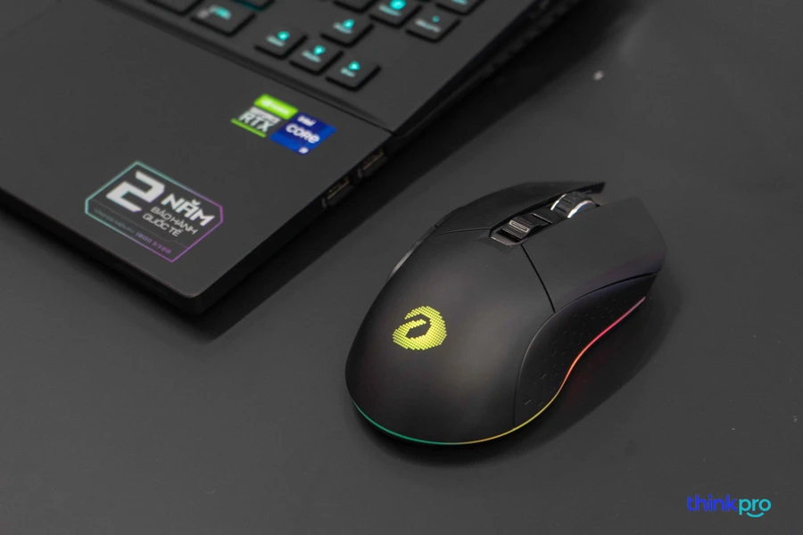 Chuột gaming DareU EM901X RGB màu đen, thiết kế đối xứng, trọng lượng nhẹ