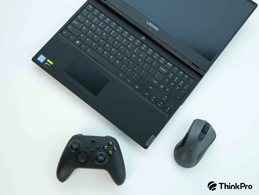 Laptop Lenovo Legion Y540 với thiết kế gaming mạnh mẽ