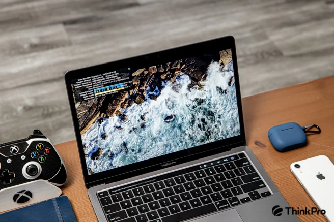 MacBook Air M1 16GB RAM với thời lượng pin 20 tiếng