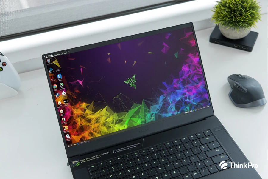 Razer Blade 15 Advanced màn hình 15.6 inch Full HD IPS 144Hz/240Hz, 100% sRGB