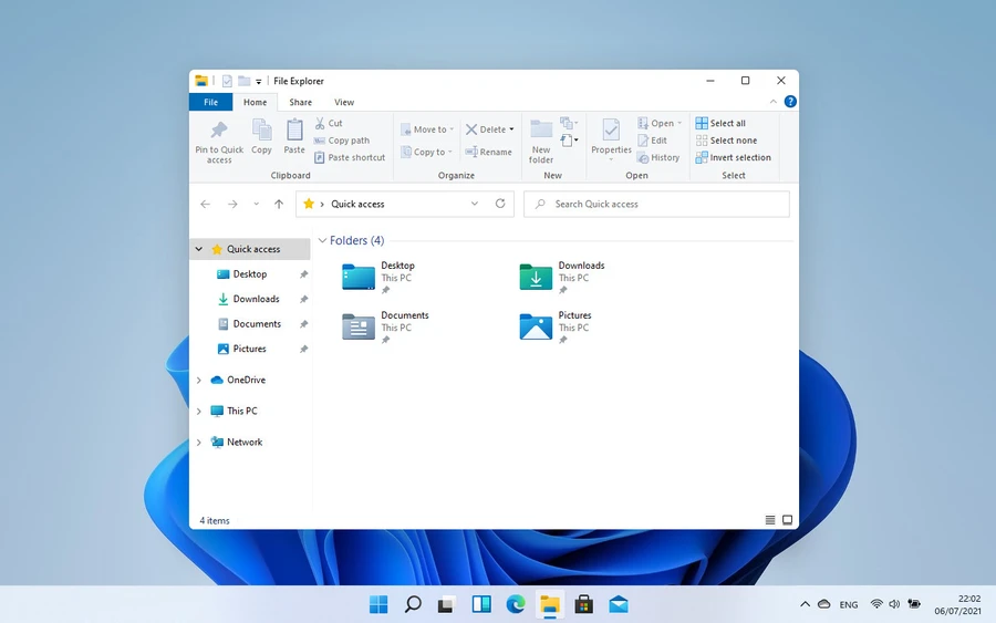 Windows 11: Hình minh họa trực quan, màu sắc tươi sáng trong File Explorer.