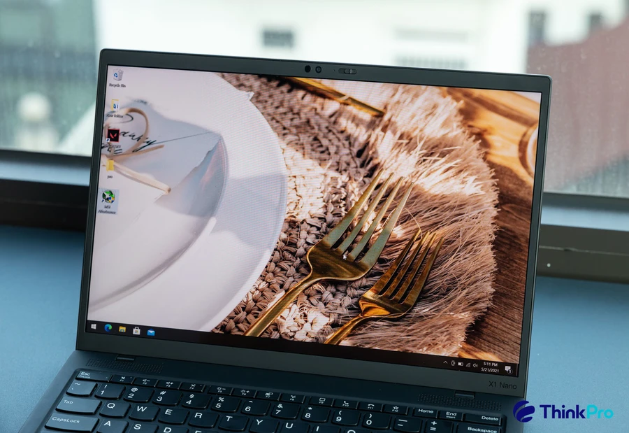 ThinkPad X1 Nano mỏng nhẹ, phù hợp cho doanh nhân di chuyển