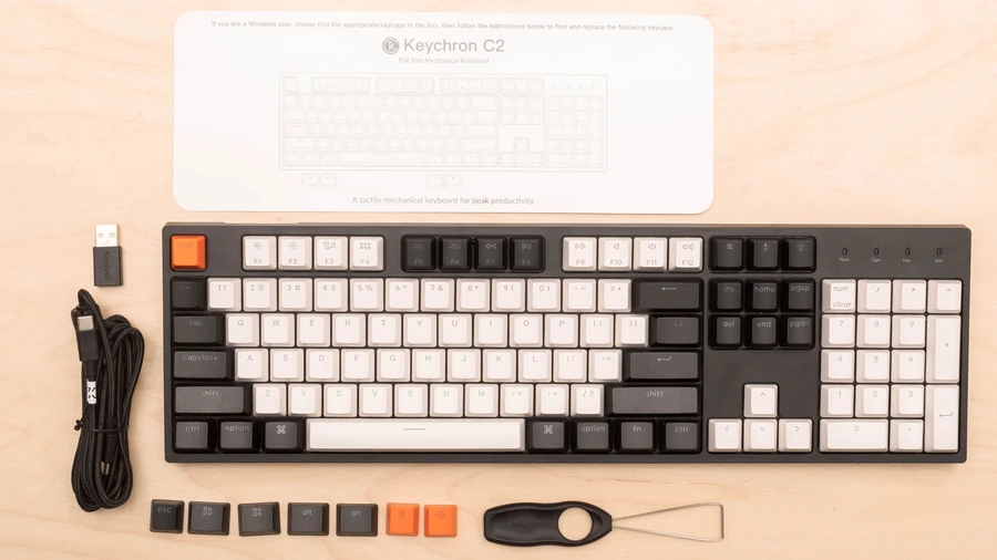 Bàn phím cơ Keychron C2 màu trắng