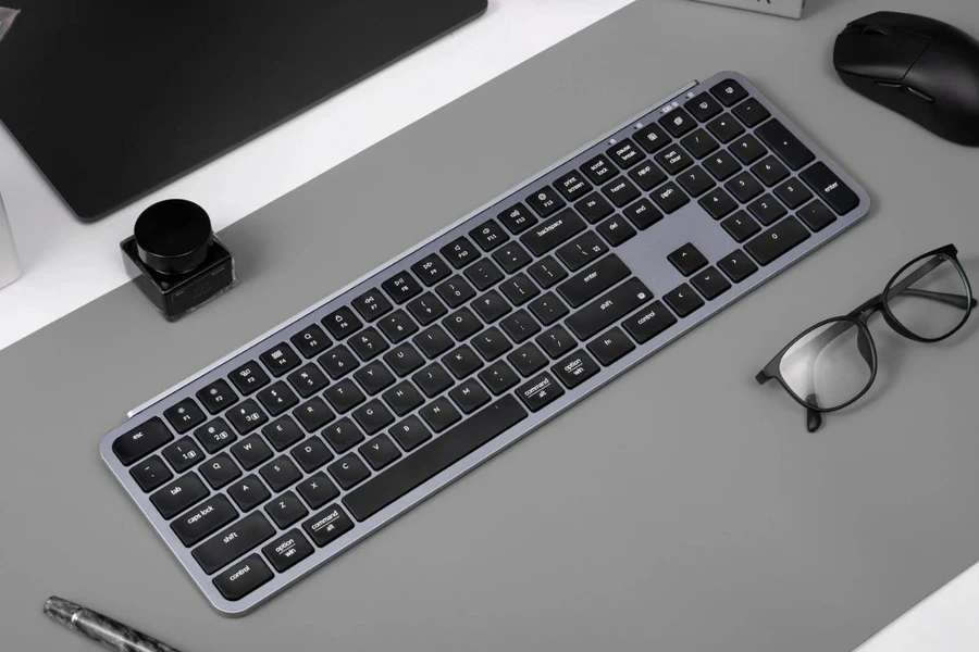 Bàn phím không dây Keychron B6 Pro Ultra-Slim có đa dạng chế độ kết nối