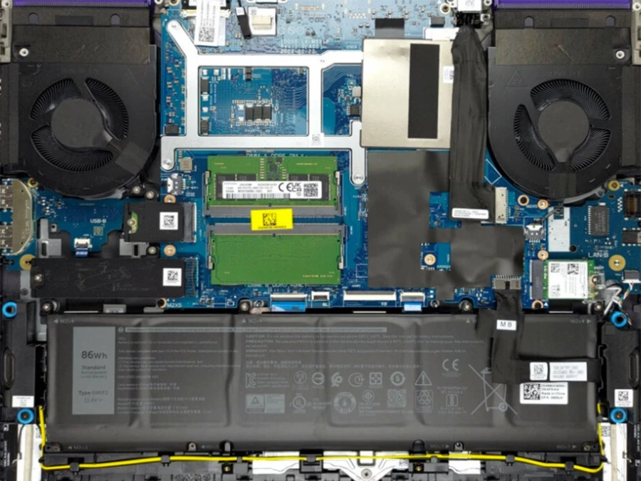 Viên pin của Dell Gaming G16 chưa thật sự bền bỉ 