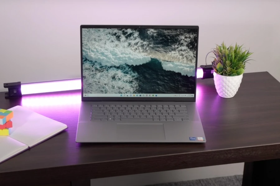 Dell Inspiron 16 5635 màn hình lớn 16 inch, độ phân giải 1920 x 1200 cho trải nghiệm xem sắc nét