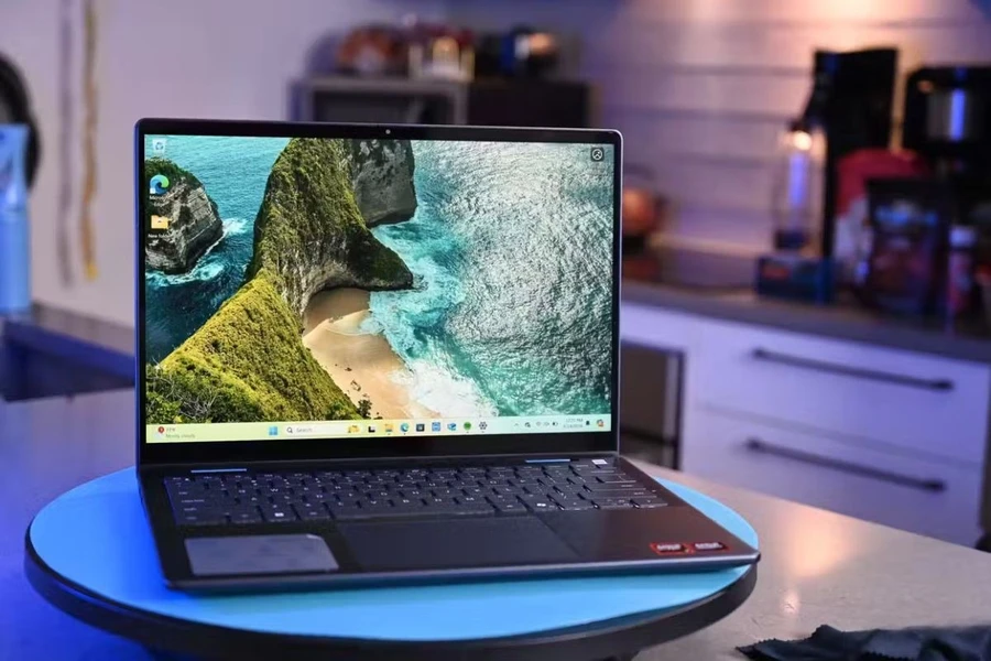 Màn hình Dell Inspiron 14 7445 2 in 1 có chất lượng hiển thị sắc nét, sống động