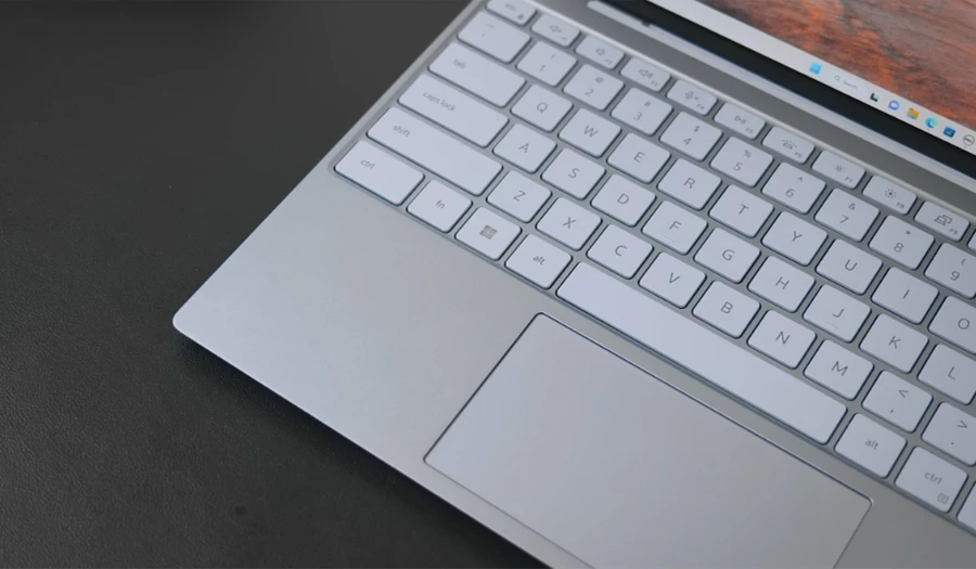 Bàn phím Dell XPS 13 được thiết kế theo phong cách chiclet quen thuộc
