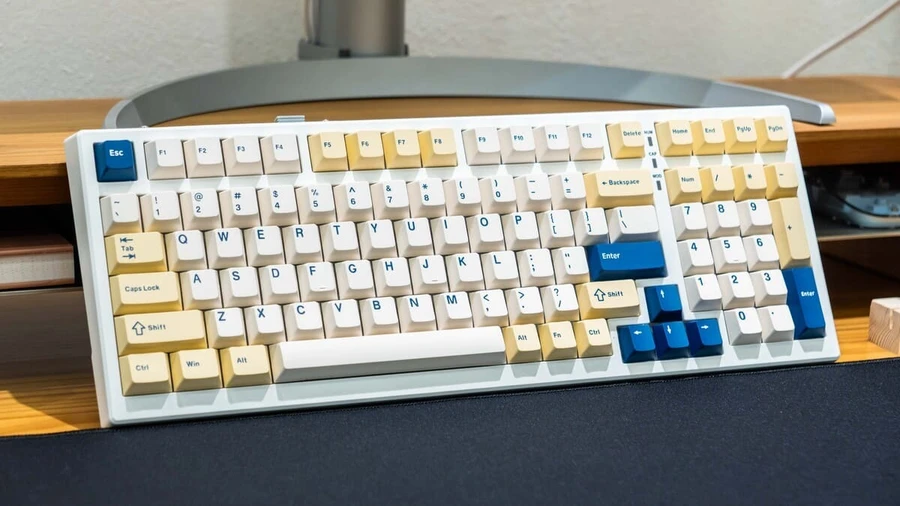 Xinmeng X98 Pro - Thiết kế 95% gọn gàng nhưng đầy đủ