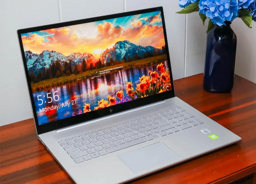 Kích cỡ của HP Envy 17 phù hợp với làm việc tại nhà hoặc văn phòng