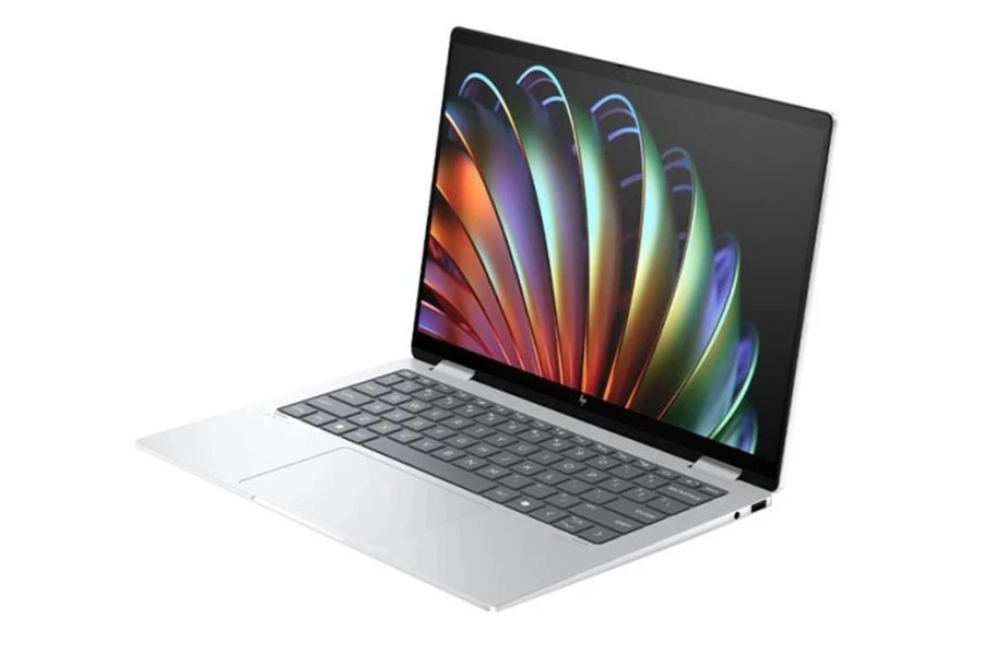 RAM 16GB và ổ cứng SSD 512GB