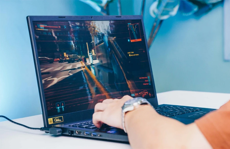 Với Core i7, người dùng có thể tự tin xử lý các tác vụ đồ họa, gaming nặng nề