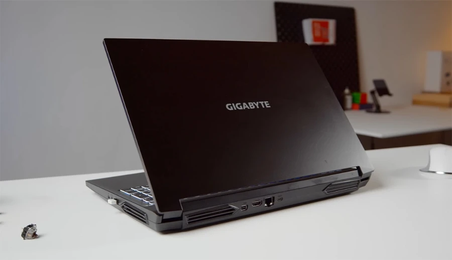 Các sản phẩm GIGABYTE gaming thường có mức giá dễ chịu hơn so với hai người anh của mình