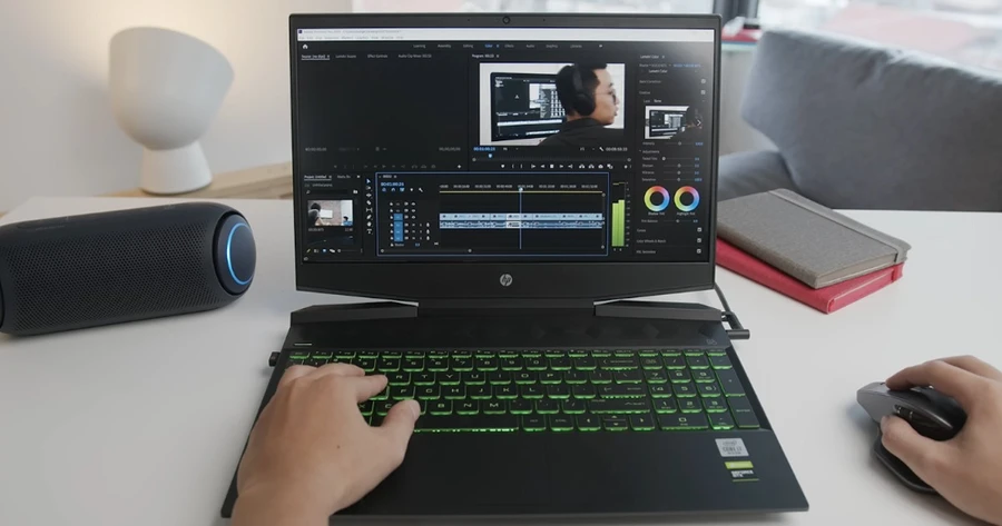 Thời lượng pin bền bỉ của laptop HP cho bạn thoải mái làm việc mà không bị gián đoạn bởi việc sạc pin
