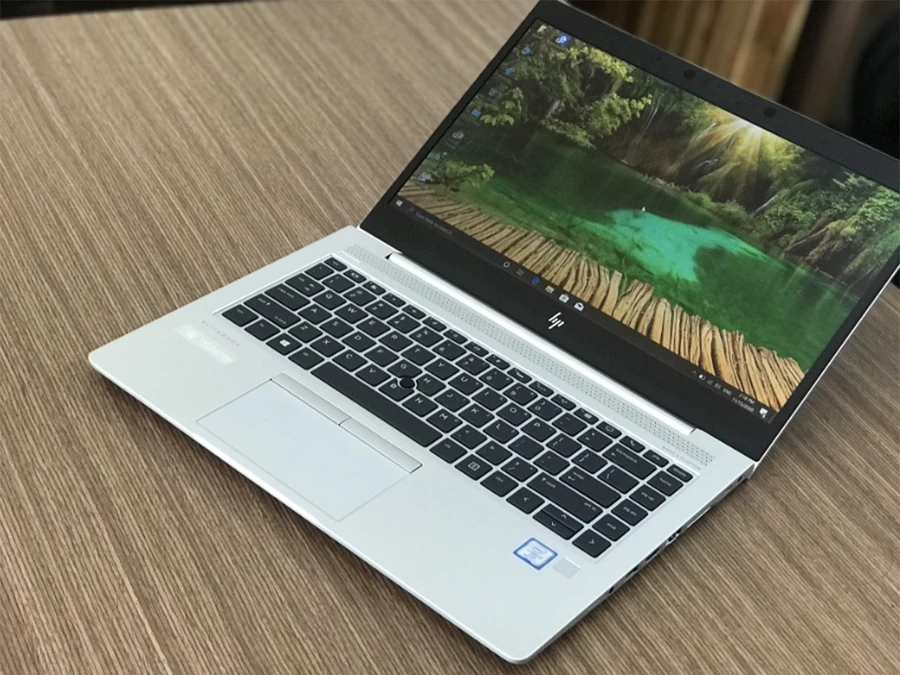 Màn hình của laptop HP được đầu tư về thông số, mang lại trải nghiệm hình ảnh chân thực cho người dùng