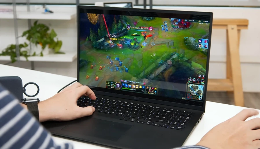 Trải nghiệm mượt mà, không lo giật lag đến từ vi xử lý Intel