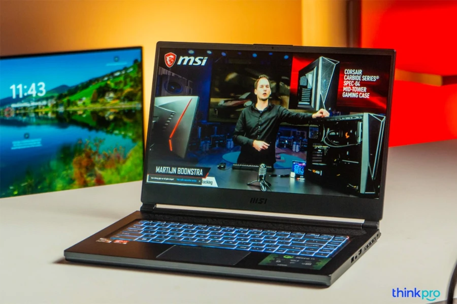 MSI Delta 15 với hiệu năng đỉnh cao, màn hình sắc nét
