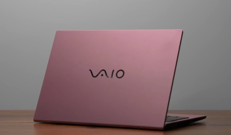 Laptop VAIO luôn mang lại hiệu năng ổn định, chắc chắn cho người dùng