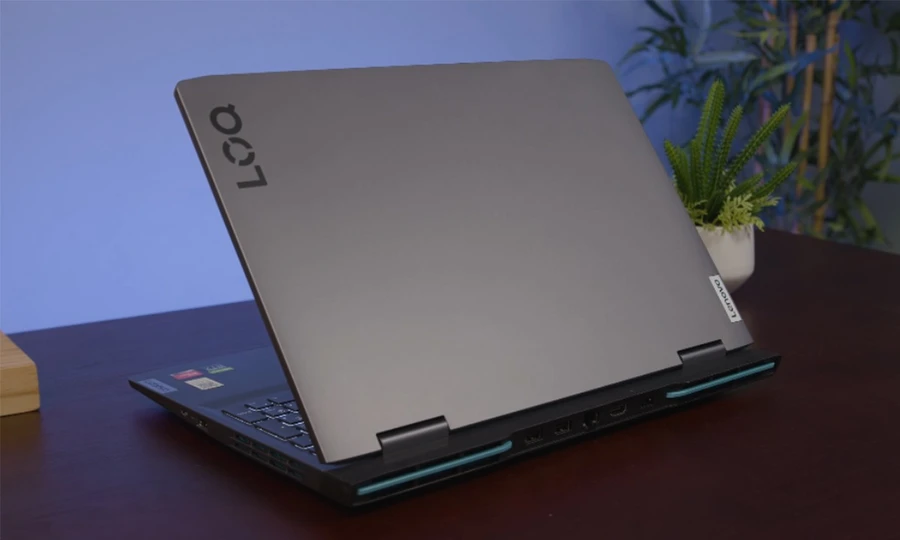 Chiếc laptop được thiết kế góc cạnh đậm chất gaming