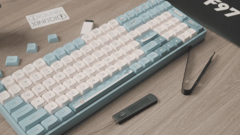 Thiết kế của IQUNIX F97 Wintertide Brown Switch