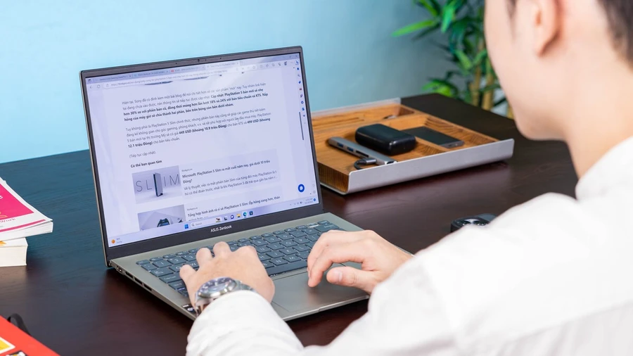Màn hình ASUS Zenbook 14 OLED UX3402