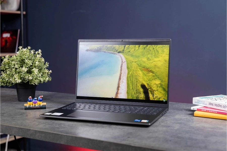 Dell Vostro 5630 sản phẩm lý tưởng dành cho sinh viên, với mức giá hợp lý