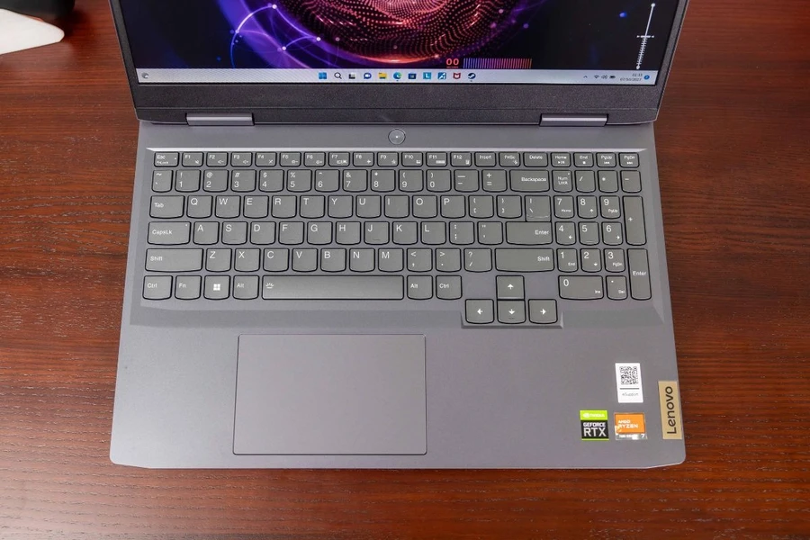 Bàn phím và touchpad Lenovo LOQ Gaming