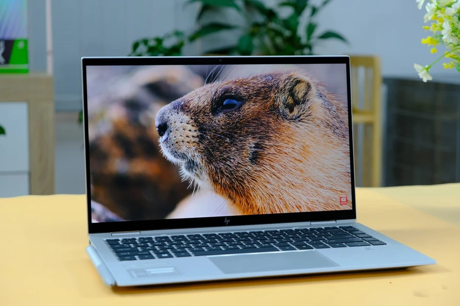 HP Elitebook X360 1040 G7 còn đặc biệt gây ấn tượng với người dùng bởi hiệu suất hoạt động mà máy mang lại