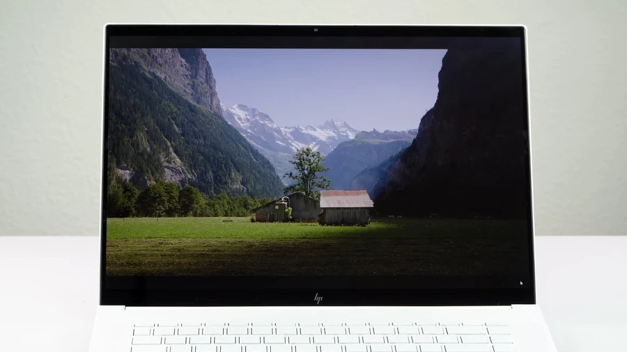 HP Envy 16 nhận được rất nhiều những đánh giá cao từ giới điệu mộ