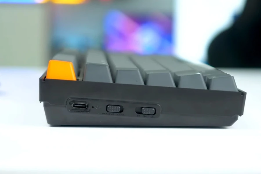 Keychron K10 tiện lợi nhờ đa dạng kết nối