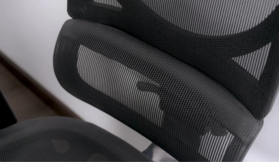 GT Chair I-See được làm từ chất liệu lưới Wintex có đàn hồi tốt, thoáng khí và cảm giác mềm mại.