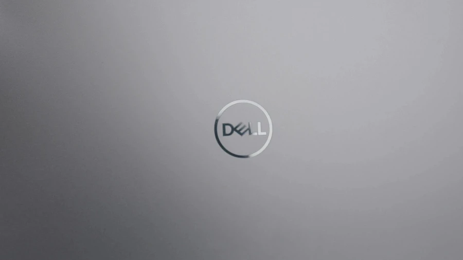 Dell Vostro 5630 này lại sở hữu cho mình thiết kế thanh lịch với chất liệu cao cấp