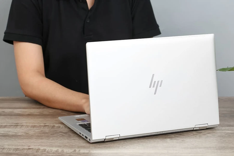 HP Elitebook X360 core i7 kết hợp với Ram lên đến 16GB và dung lượng ổ cứng là 512GB