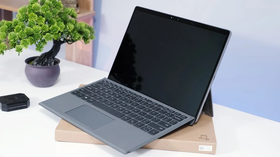  Máy tính Dell Latitude 7320 Detachable