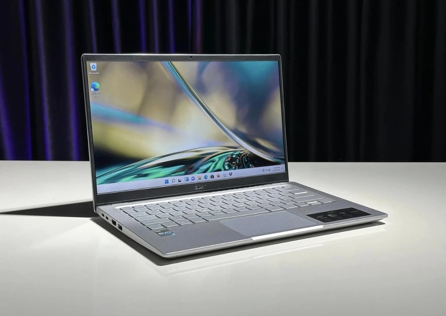 Acer Swift 3 SF314-512 Giá cả phải chăng với màn hình Full HD sắc nét