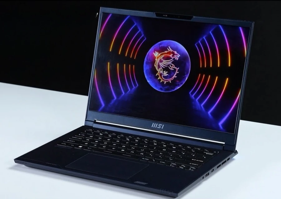 MSI Stealth 15 Studio A13V có hiệu năng mạnh mẽ 