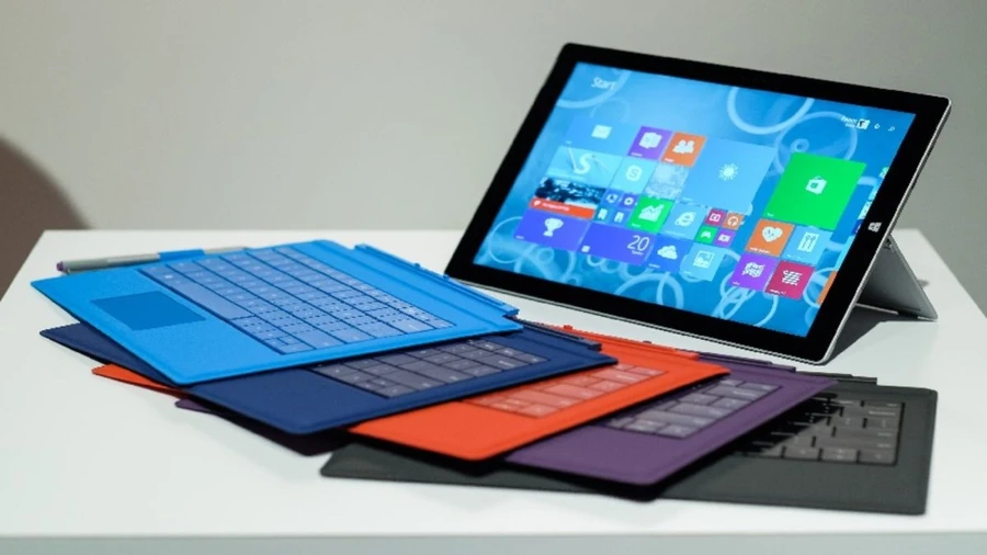 Microsoft Surface Pro 9 là sự kết hợp tinh tế giữa hiệu năng mạnh mẽ và thiết kế sang trọng