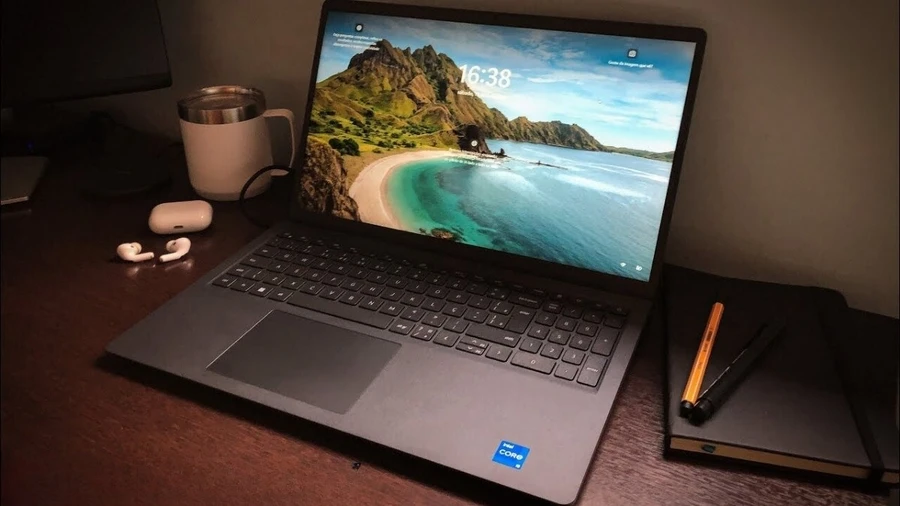 Dell Inspiron 15 3520