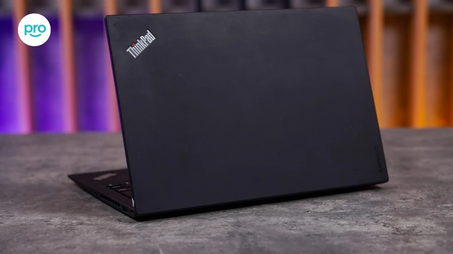 Lenovo ThinkPad X1 Carbon 7