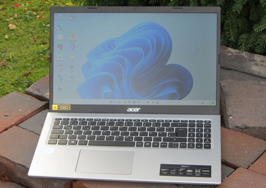 Acer Aspire 5 15 được trang bị bộ vi xử lý Intel Core i5 thế hệ thứ 11 mạnh mẽ