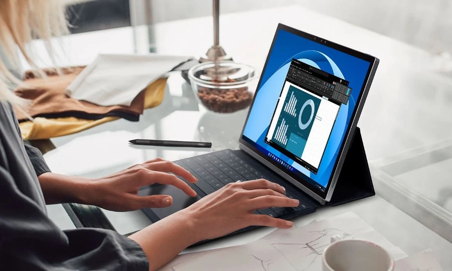 Dell XPS 9315 2-in-1 với thiết kế tinh tế, cấu hình mạnh mẽ, phù hợp cho mọi nhu cầu sử dụng hàng ngày.