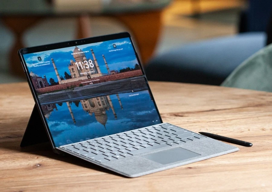 Microsoft Surface Pro 8