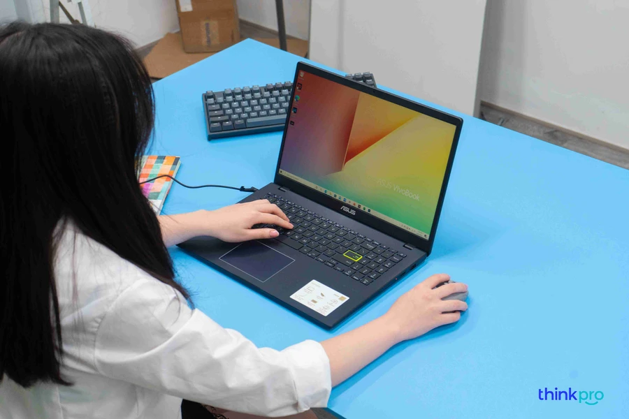 mo-ta-ul-tra-thin-thinkpro-05