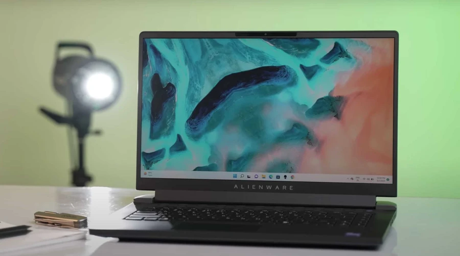 Dell Alienware M15 R7 được trang bị viên pin 6 Cells, 86WHr