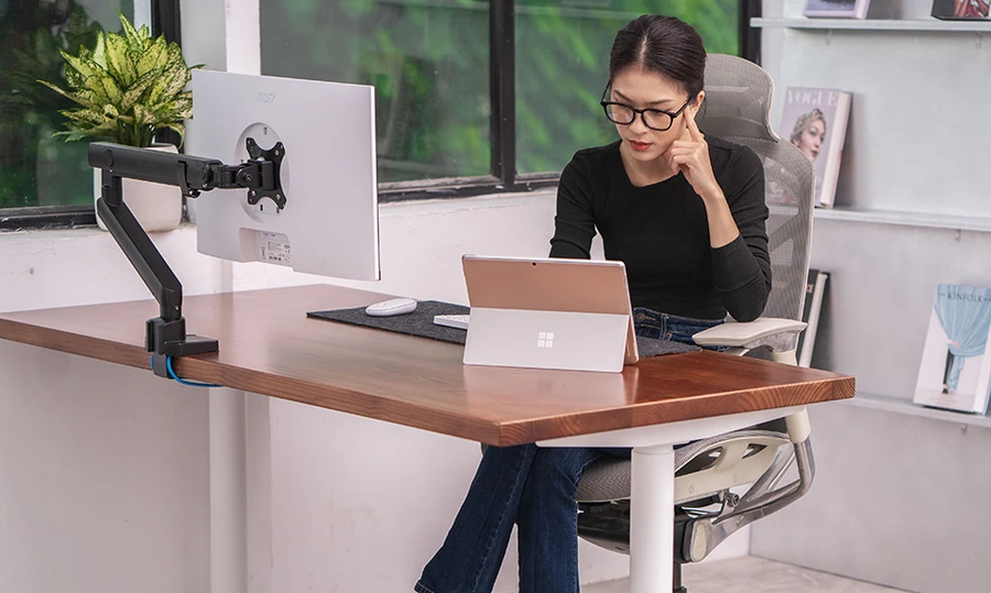Chất liệu khung bàn nâng hạ LANGBIANG