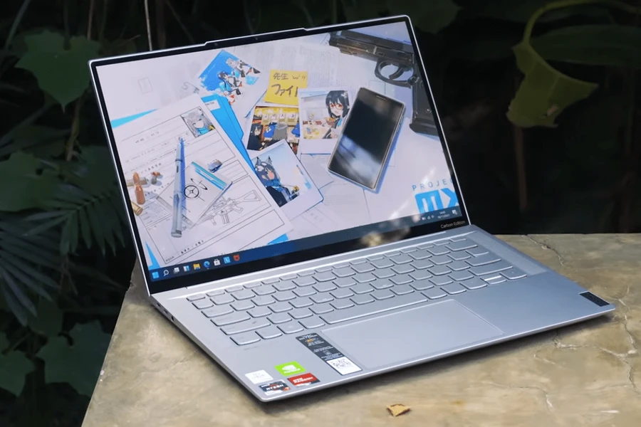 Thiết kế Lenovo Slim 7 Carbon