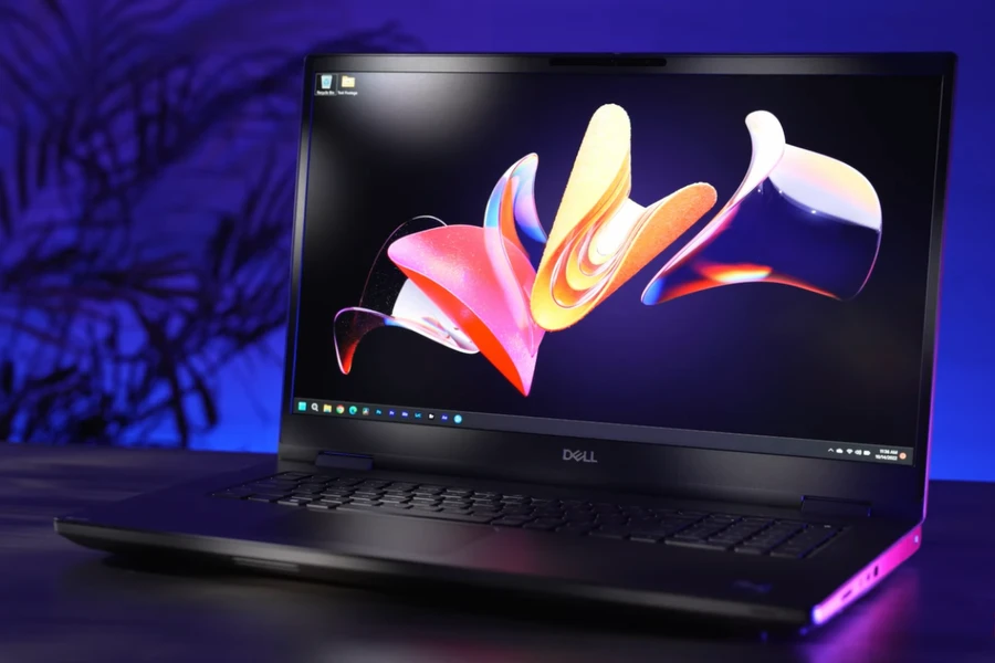 Dell Precision 17 7770 được trang bị viên pin có dung lượng 93WHr