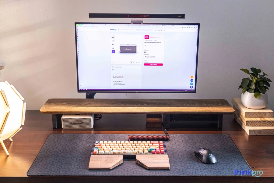 Nhìn chung, thiết kế của Marshall Emberton 2 sẽ thích hợp nếu bạn muốn setup tối giản mà không có nhiều quá không gian. 
